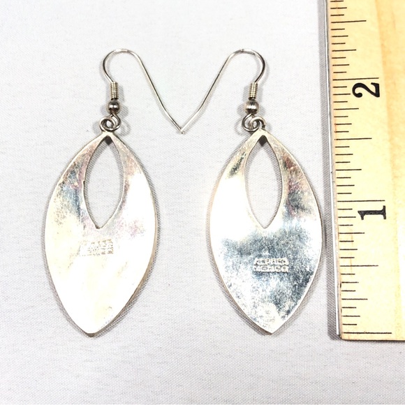 EARRINGS - METAL, RED & BLACK leaf shape - Picture 5 of 6